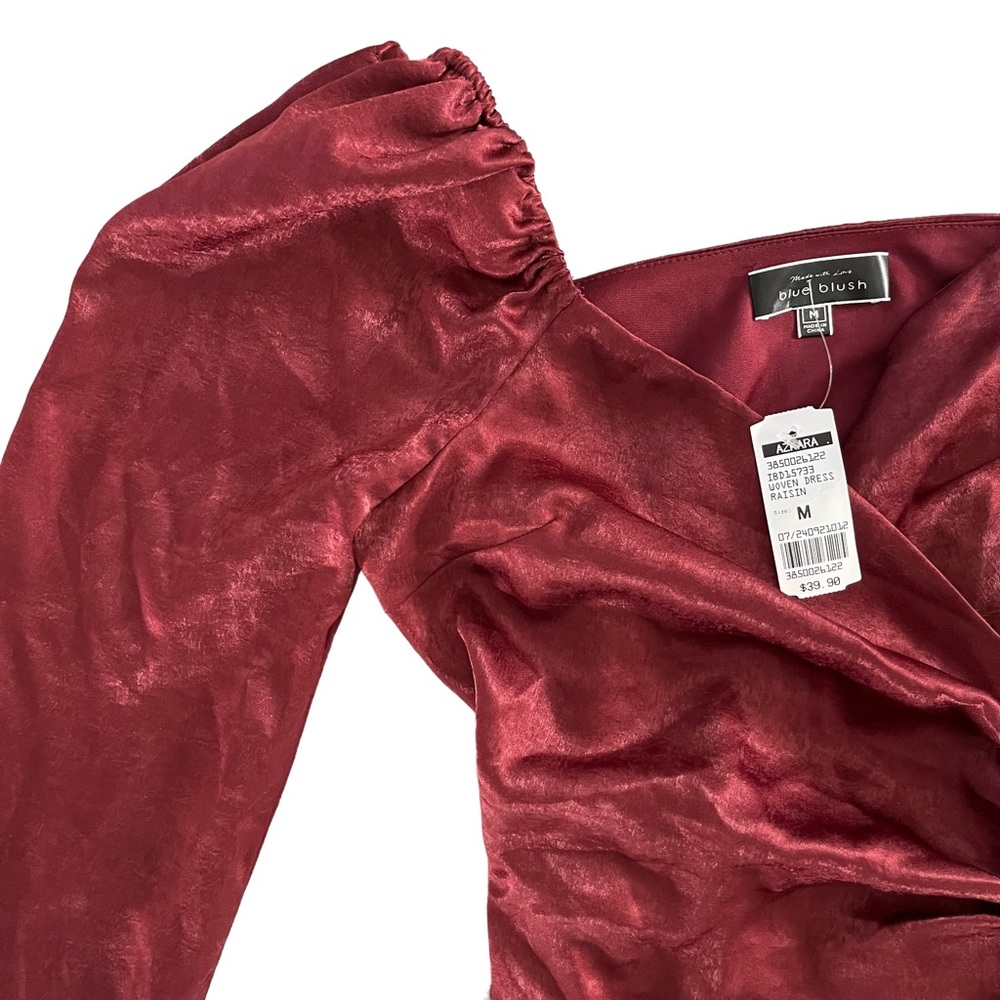 Blue Blush NWT Satin Wrap Dress With Waist Tie Wrapped Long Sleeve - V Neck Sz M - Picture 4 of 9